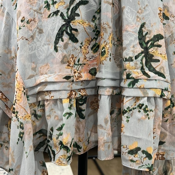 MAEVE by ANTHROPOLOGIE Floral Sheer Ruffle Asymmetrical top - Picture 5 of 12